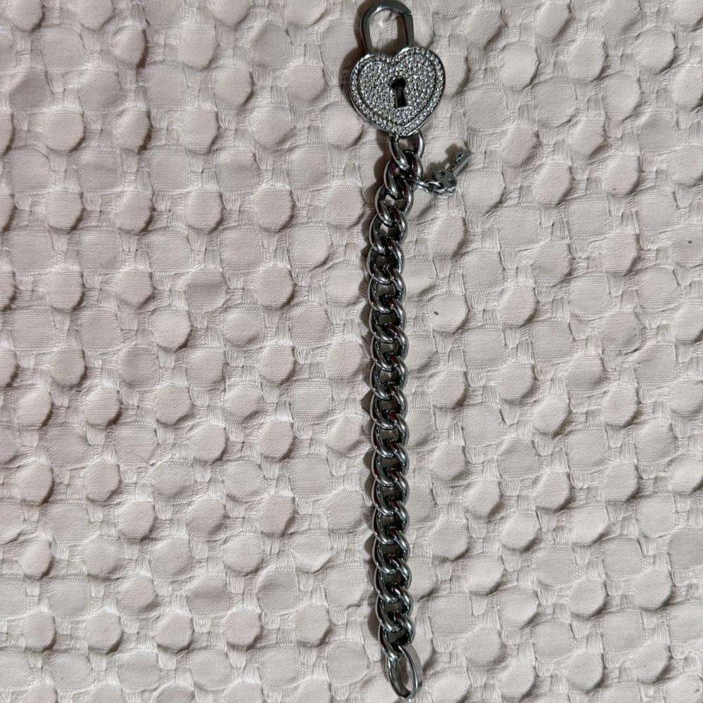 Beautiful bracelet, heavy